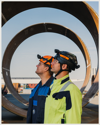 Brüder Holtz at EEW Group Rostock for Tüv Süd Magazin